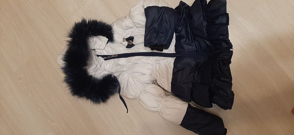 Зимняя курточка для девочки