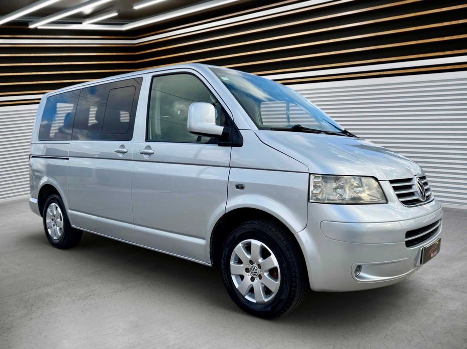 Volkswagen Caravelle — fotografia 2