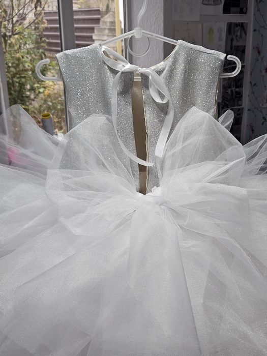 Сукня сніжинка плаття на дівчинку білого кольору Сукня янгол