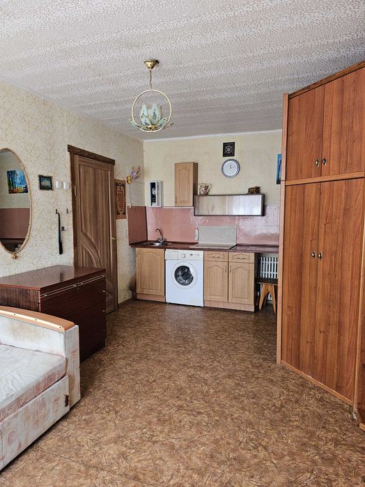 Продаж 1 к. квартири готельного типу Холодна Гора