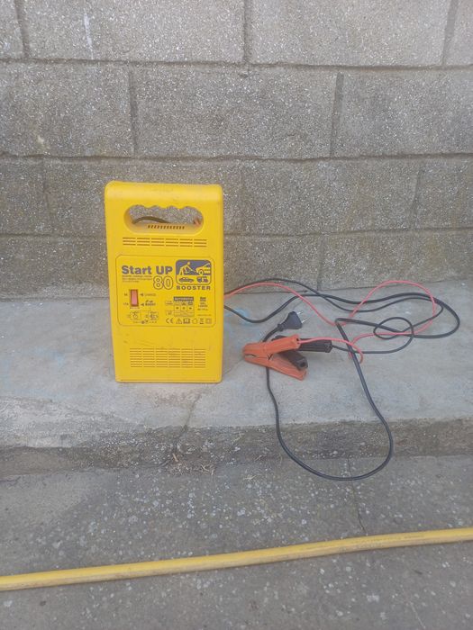 Продам зарядное устройство бустер два в одном