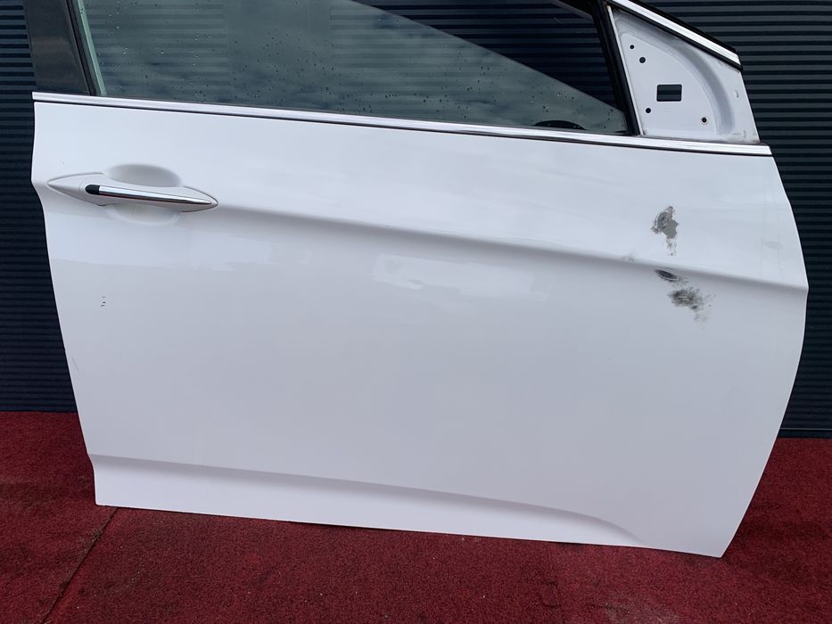Hyundai I40 drzwi prawe przednie prawy przód białe