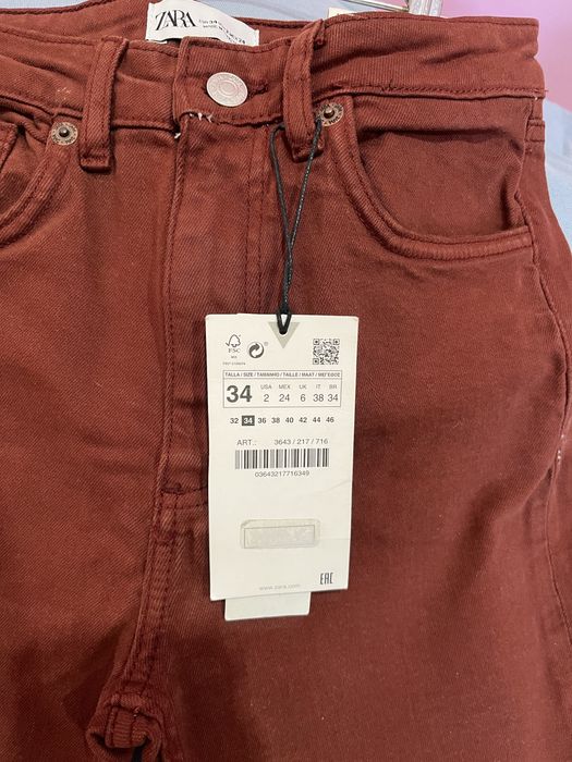 Calças castanhas da zara