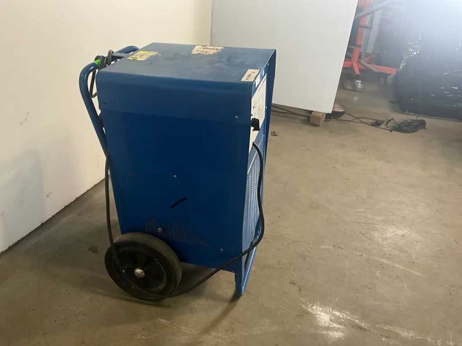 Осушувач повітря промисловий Ebac BD-150