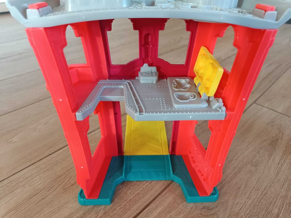 Zestaw kreatywny remiza strażacka Hasbro + 4 x ciastolina Play-Doh