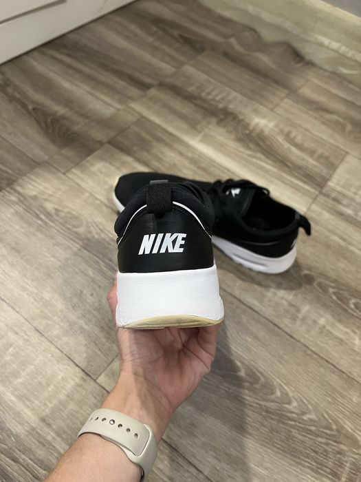 Продам кросівки nike