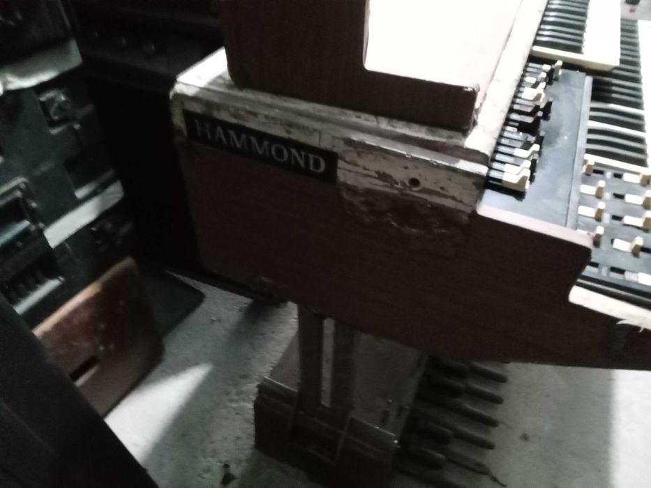 Orgão Hammond L100P rodofónico
