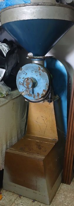 Moinho de cereais /Café