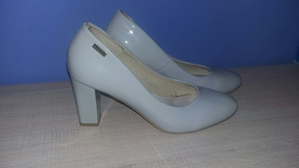 Buty na obcasie Czółenka szpilki szare Slupek 36