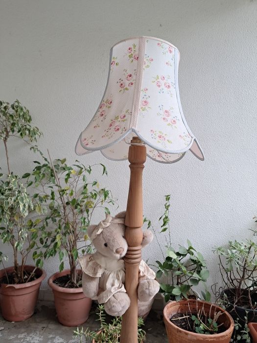 Candeeiro pé abajour tecido flores tild