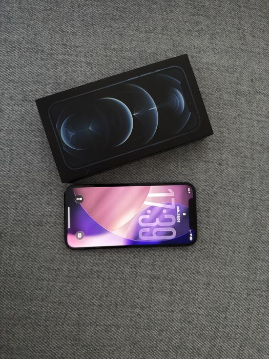 iPhone 12 Pro 256GB, em bom estado