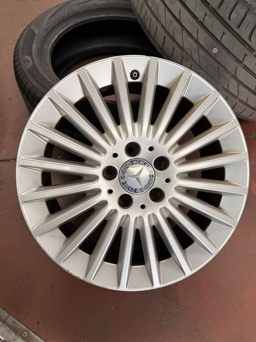 4 jantes 17 originais Mercedes impecaveis