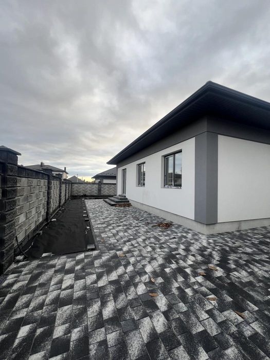 Продаж / Будинок / Спокійна , Щасливе, Рівне