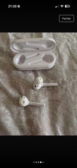 Auriculares Huawei sem fio em bom funcionamento