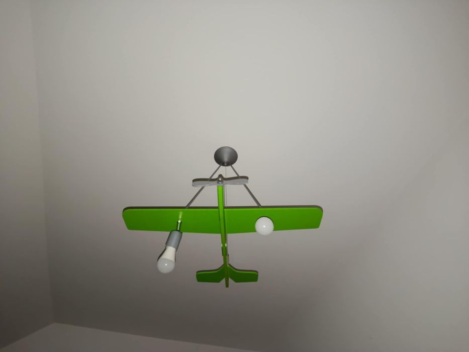 Lampa do pokoju dziecięcego