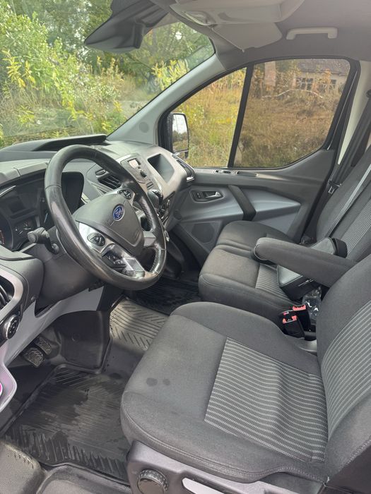 Ford Transit Castum