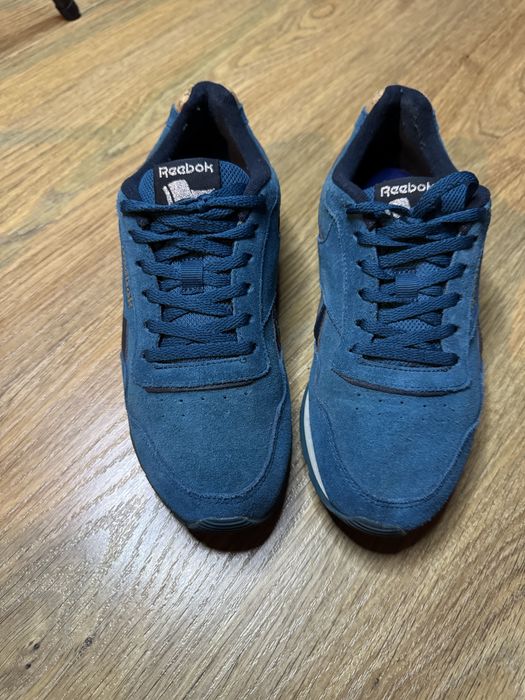 Zamszowe sneakersy Reebok 37,5