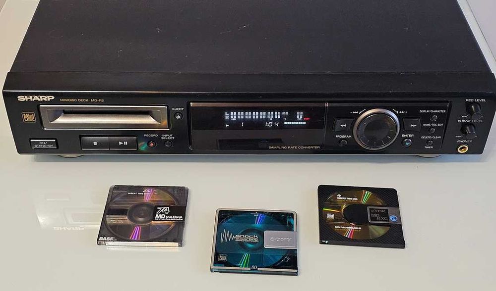 Odtwarzacz MiniDisc DECK SHARP  MD-R2