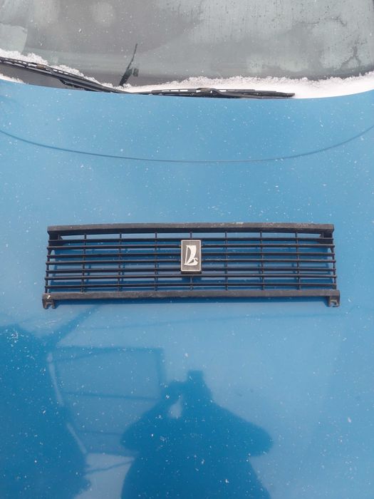 Рещітка радіатора ваз 2104