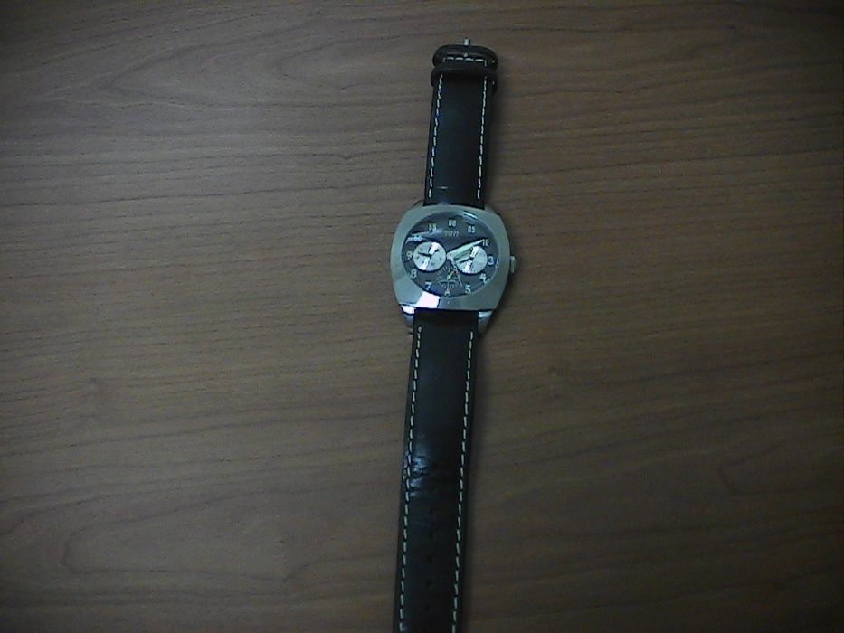 Relógio da GUESS aço, bracelete pele preta, à prova água