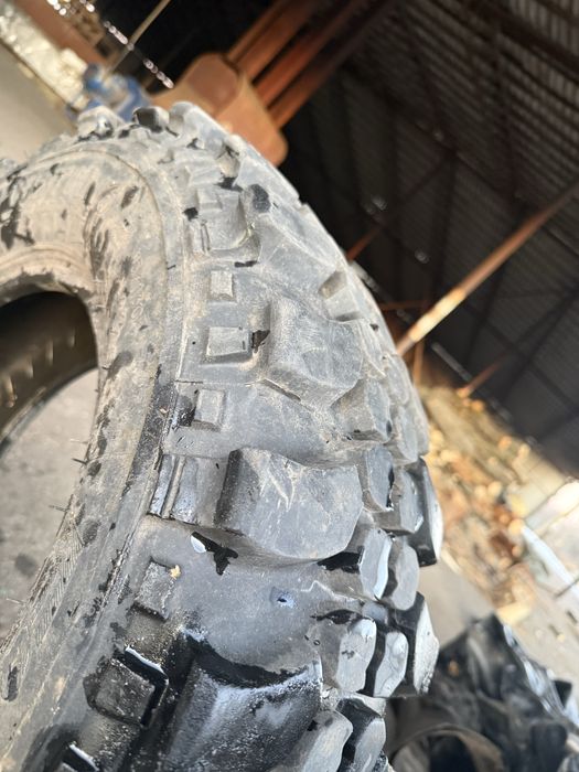 Уаз нива  R16 245/70