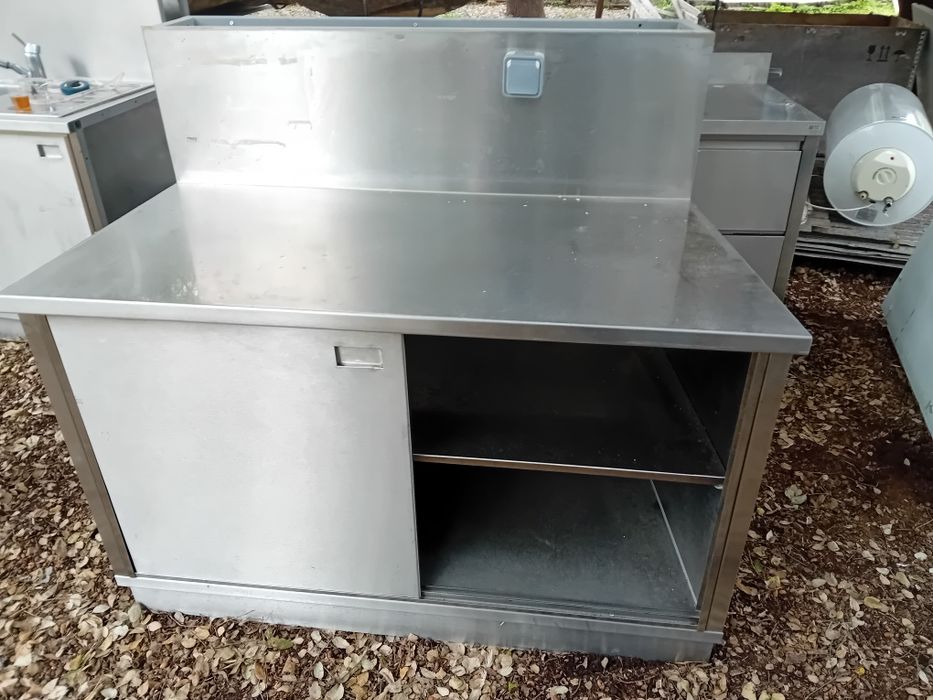 Vendo bancada de inox