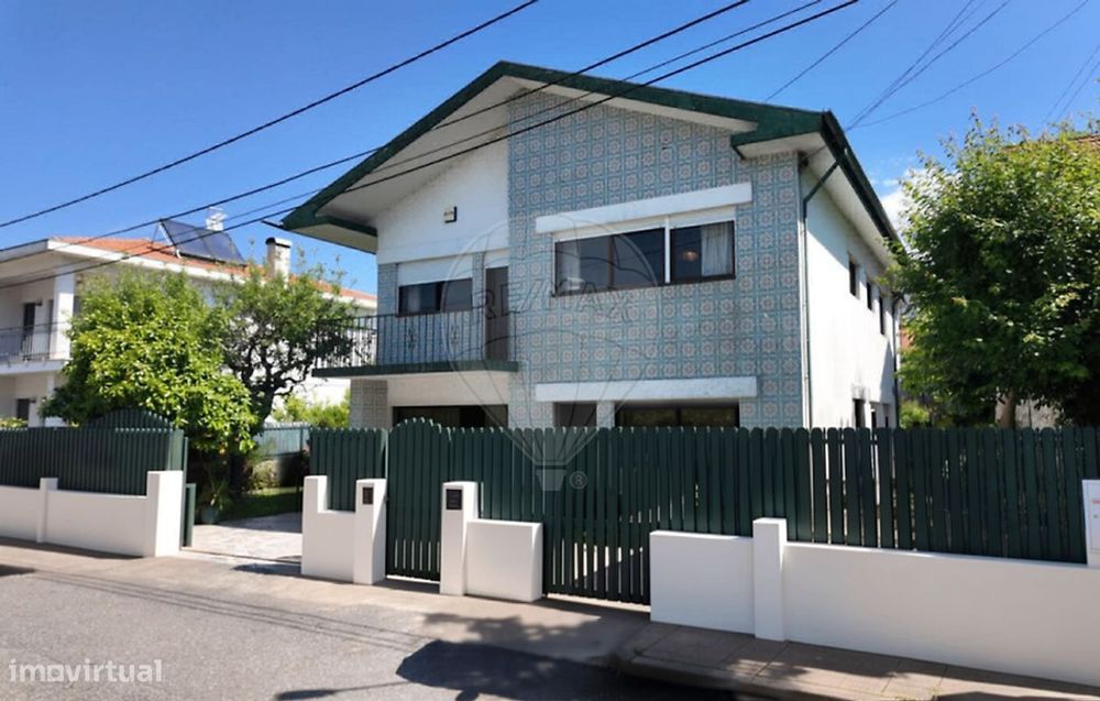 T3 Detached House for Sale