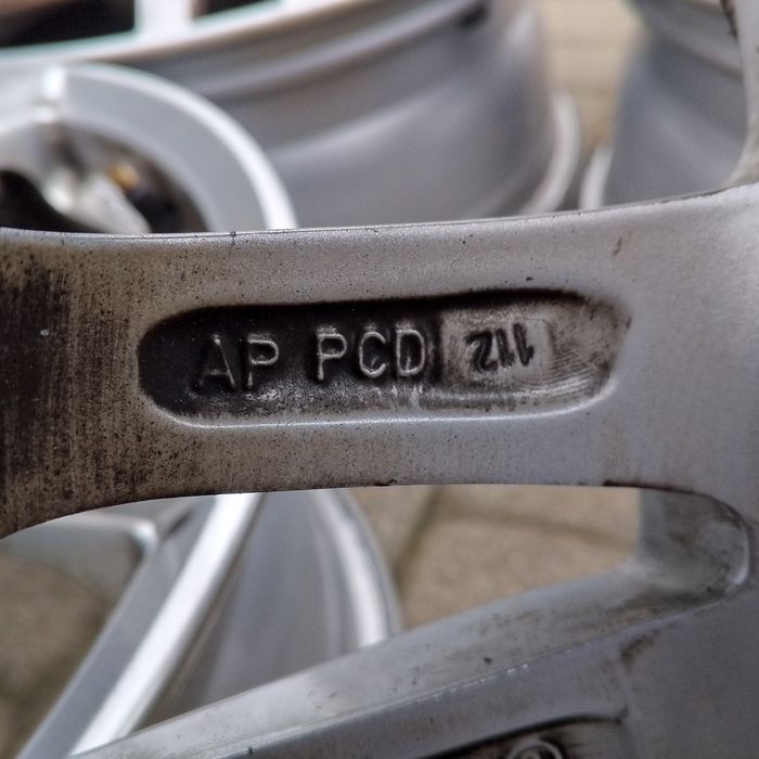 Alufelgi Dezent 4 szt. 16 cali VW Audi Skoda Seat