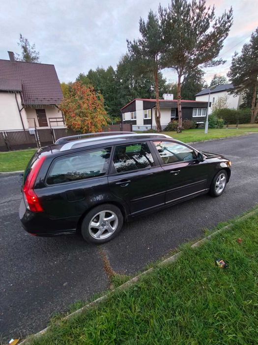 Volvo V50