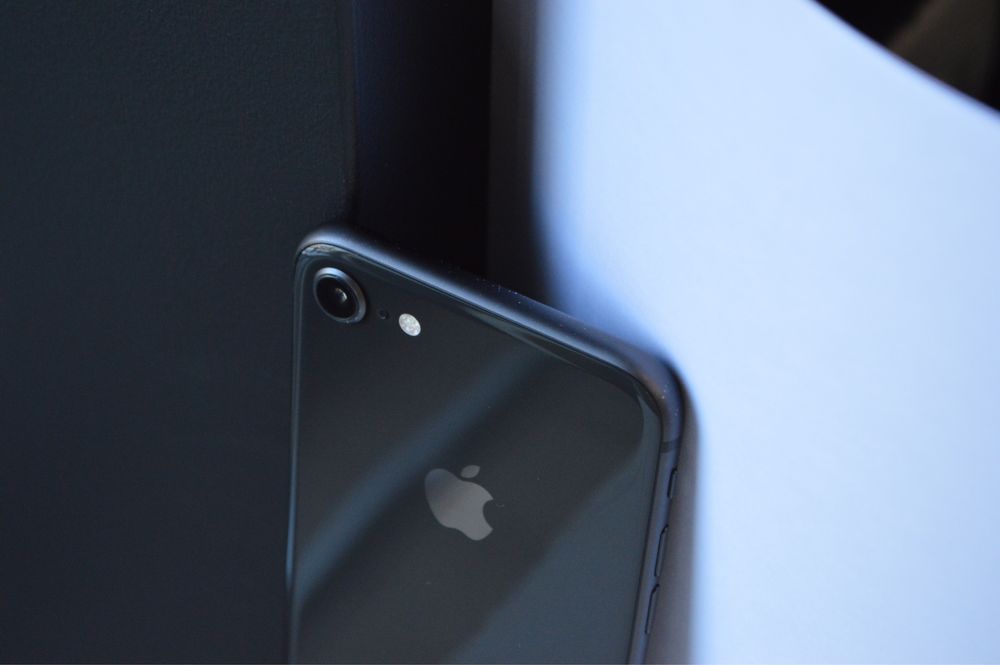 iPhone 8 64/256Gb Neverlock оригінал б/у айфон