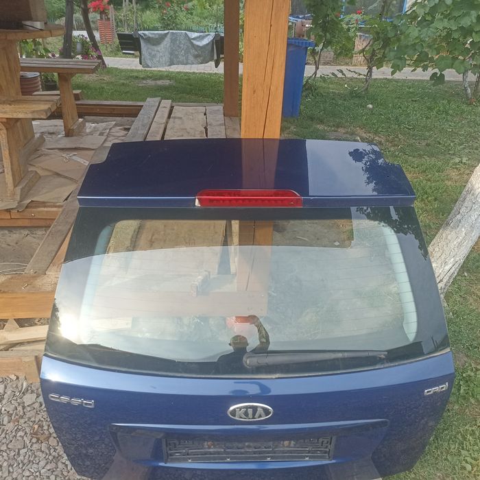 кришка багажника Кіа сід універсал kia ceed