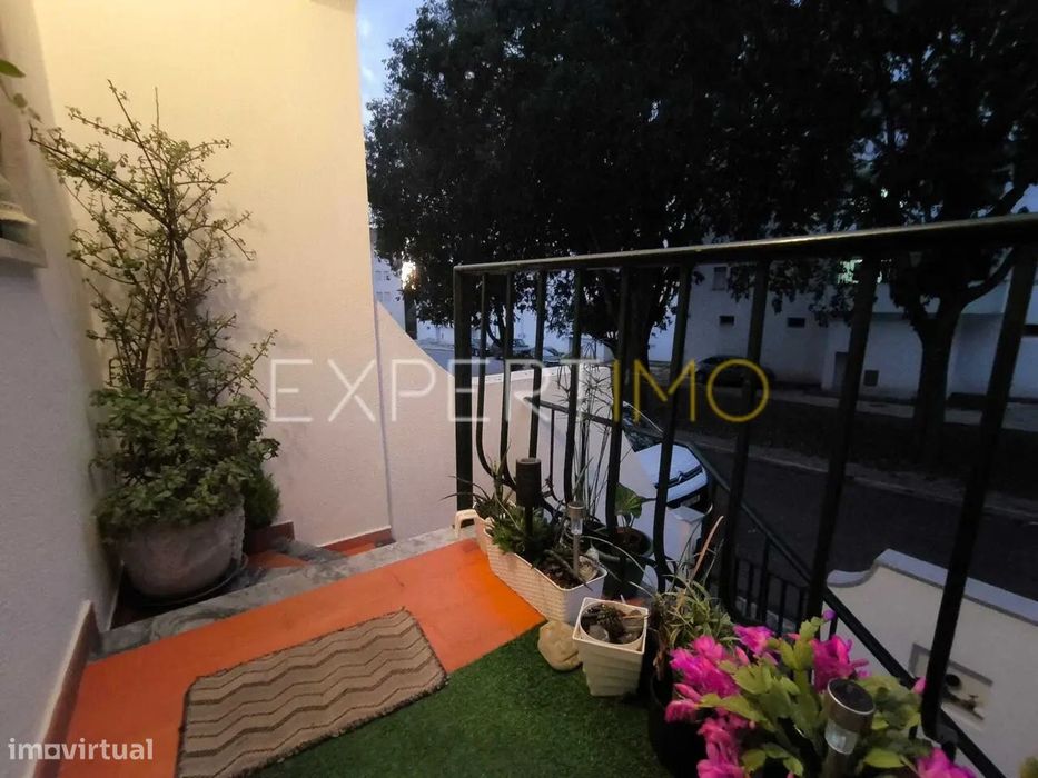 Moradia T4 c/ Garagem - Beja
