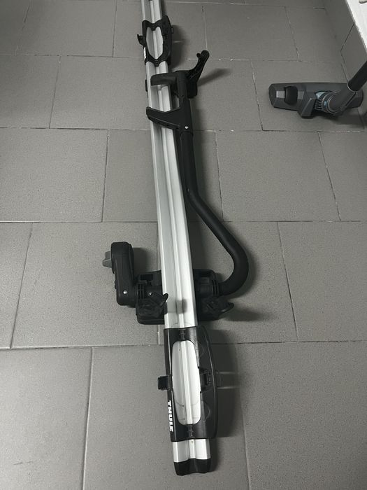Vendo  2 suportes de bicicleta Thule