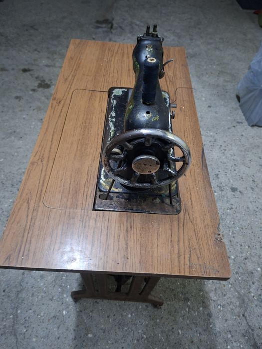 Máquina costura antiga