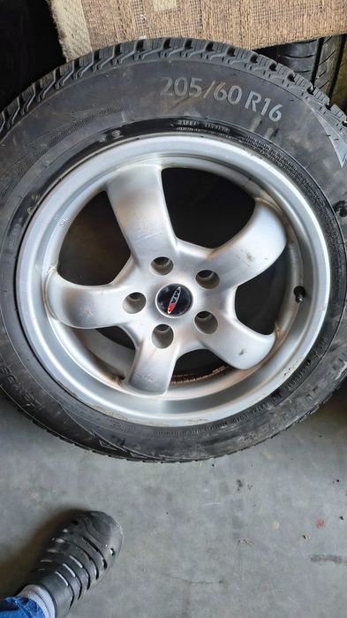 Felgi aluminiowe 16 5x114,3