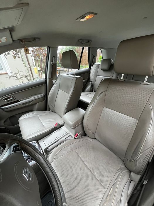 Suzuki grand vitara 2008    260 000 tys przebiegu
