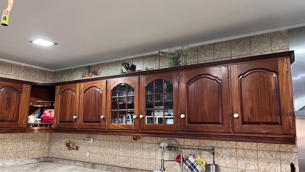 Vendo cozinha em muito bom estado de conservação