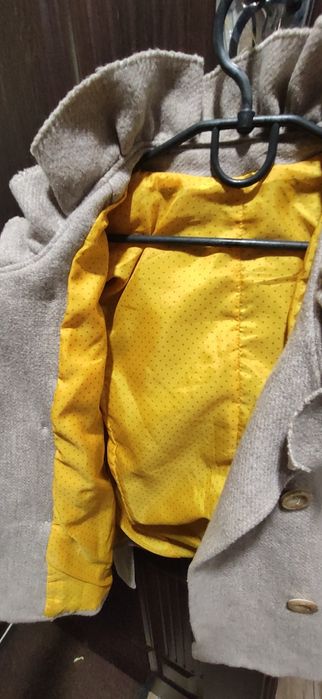 Пальто демисезонное, рост 110-116