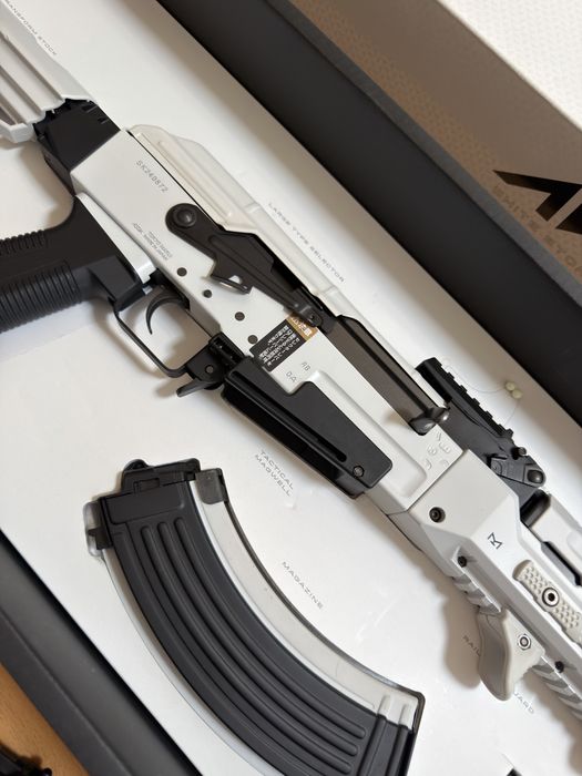 Tokyo Marui AK White Storm Next-Gen (NGRS EBB) airsoft