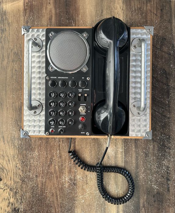 Вінтажний телефон Spirit of st.Louis