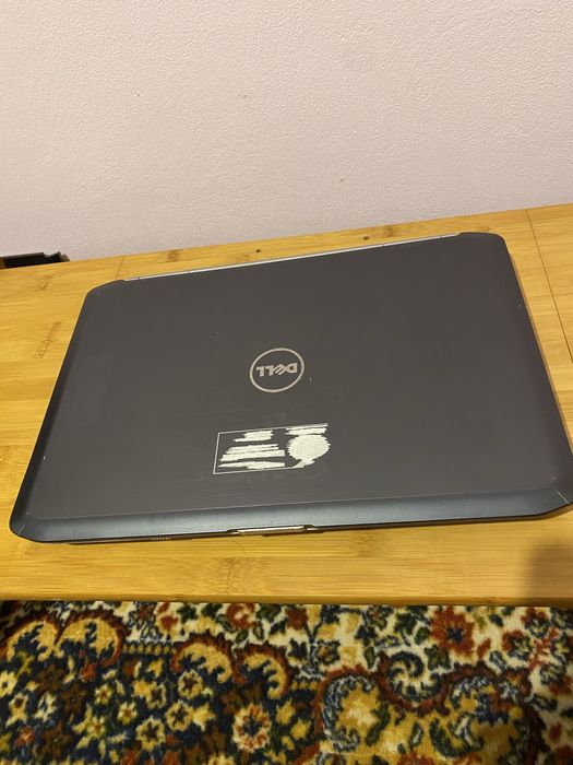 Ноутбук DELL Latitude