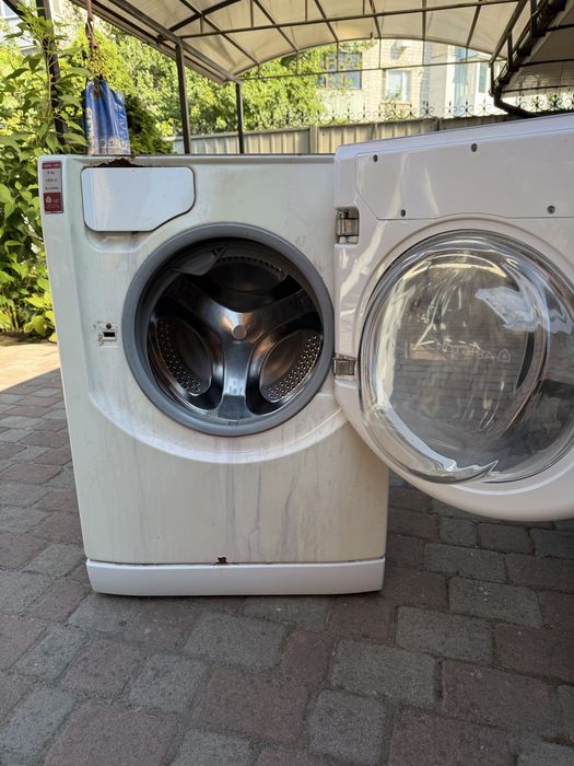 Пральна машина Ariston AQXL 105