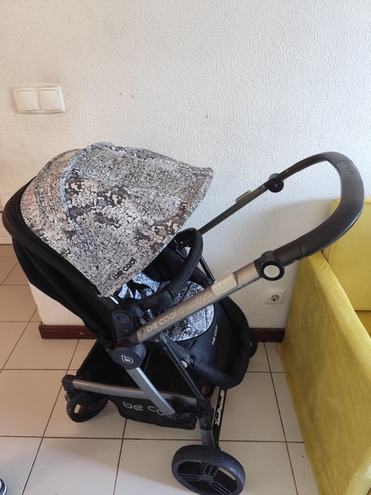 Carrinho de bebé trio