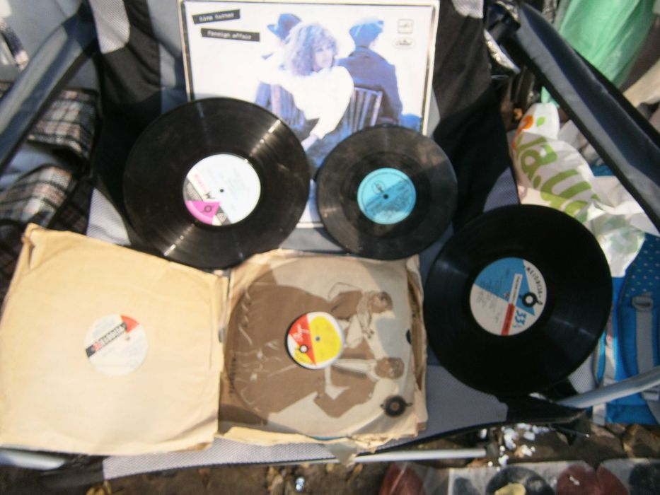 Пластинки винил проигрыватель радиола. СССР.