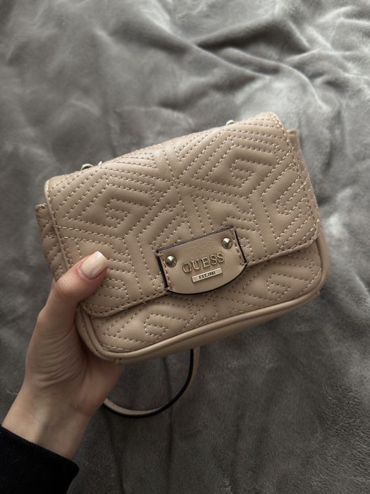 Сумка Guess  б/у