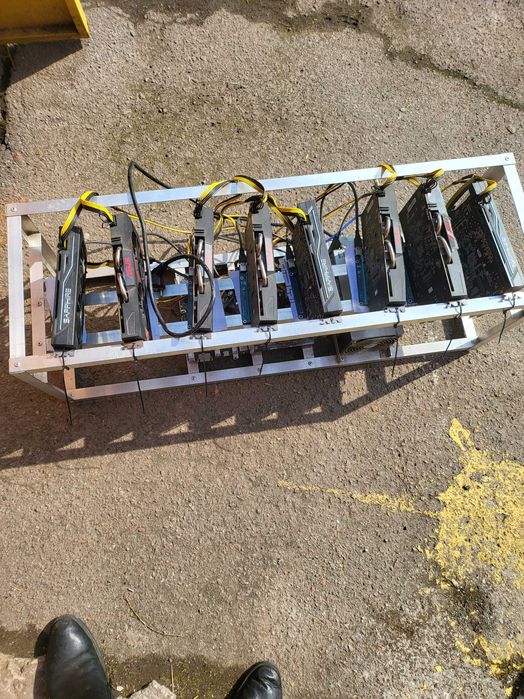 Майніннг ферма з відеокарт