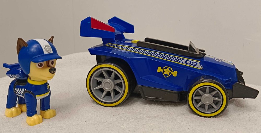 SPIN MASTER Psi Patrol Ready Race Rescue pojazd PULL BACK  Z DŹWIĘKIEM