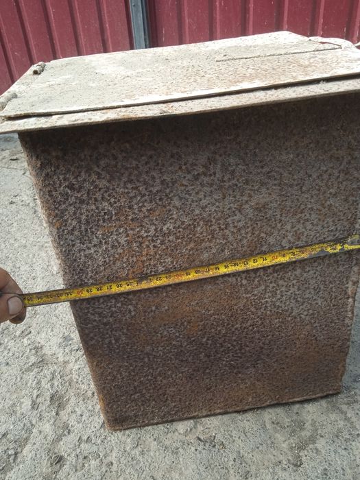 Продам духовку .