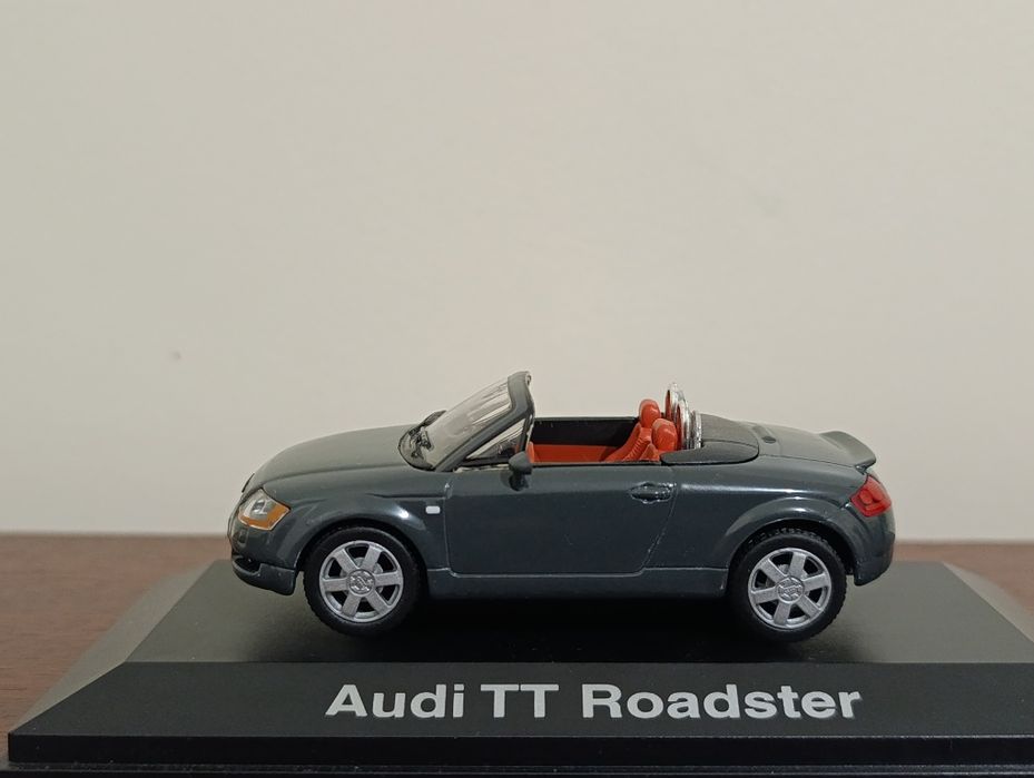 Audi TT Roadster 1/43