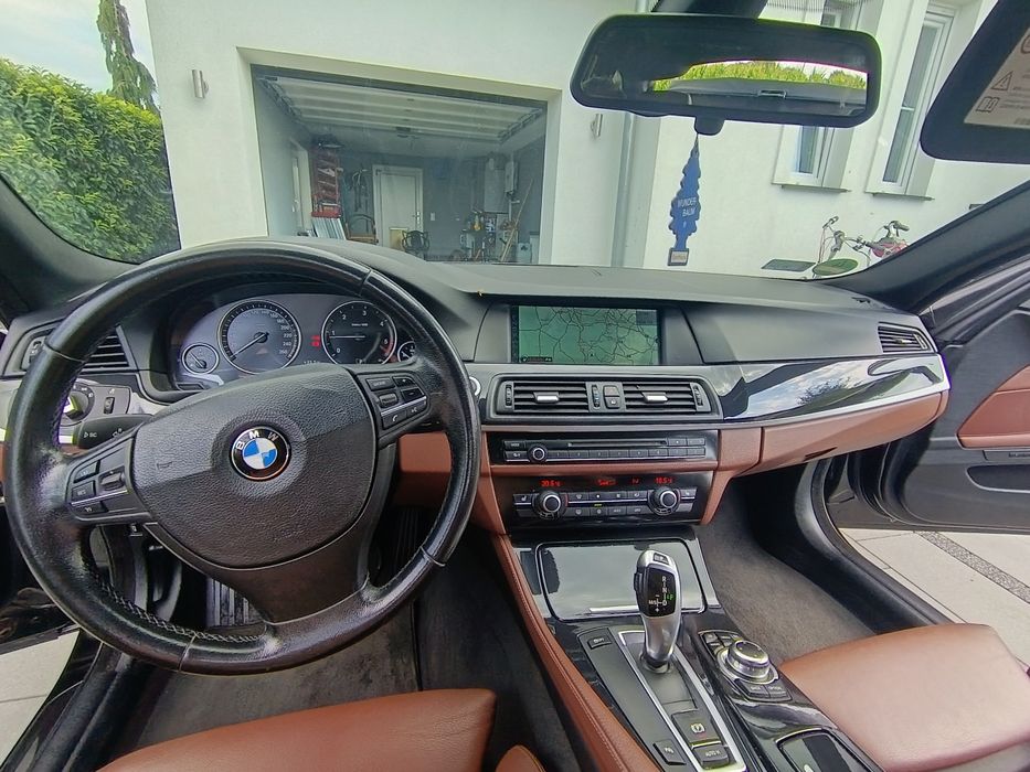 Samochód bmw f11